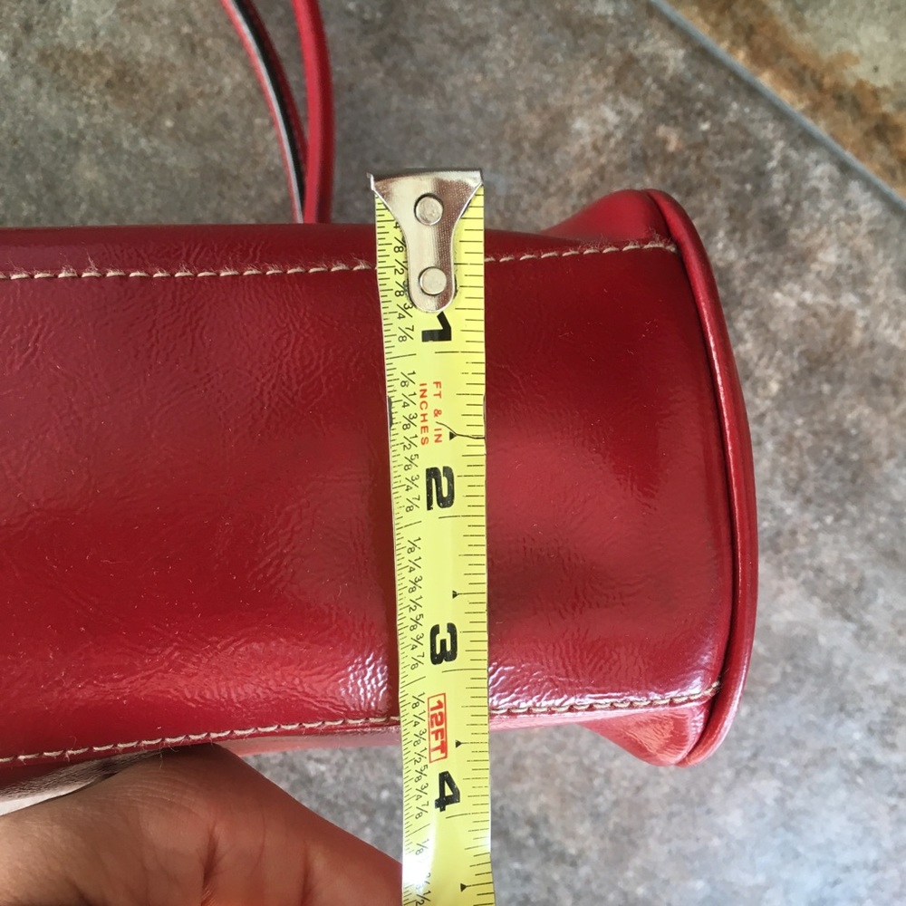 Red purse - Picture 6 of 7